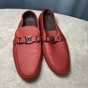 Men’s Louis Vuitton Burgundy Loafers size 8 EUC